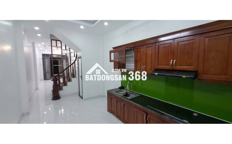Bán nhà Thanh Lân - Lĩnh Nam - Hoàng Mai, DT 50m x 4 tầng. Ô tô đỗ cửa, 2 mặt thoáng